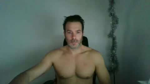 jam3s5959 online show from January 13, 2025, 11:08 am