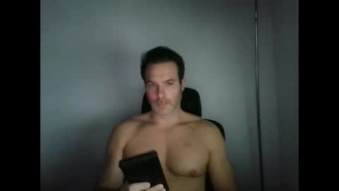 jam3s5959 online show from February 4, 2025, 10:02 pm