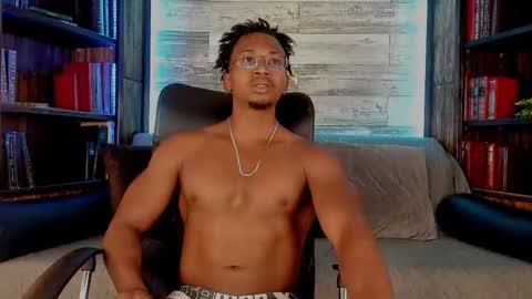   online show from November 22, 2025, 4:33 am