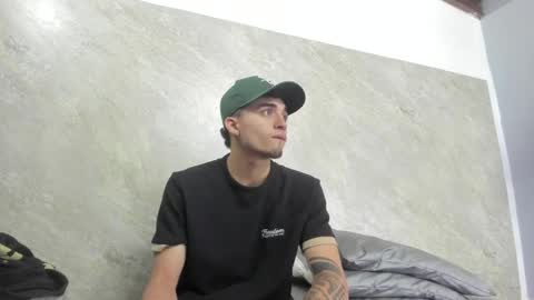 james_06_ online show from April 11, 2026, 11:58 am