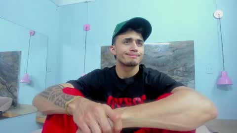james_06_ online show from May 9, 2026, 11:37 am