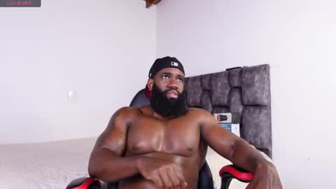 Snapshot of james_bbcmuscle chatting on July 15, 2026, 11:37 am James BBC online show from July 15, 2026, 11:37 am