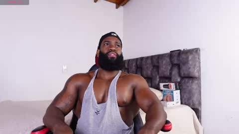 Snapshot of james_bbcmuscle chatting on July 15, 2026, 11:43 pm James BBC online show from July 15, 2026, 11:43 pm