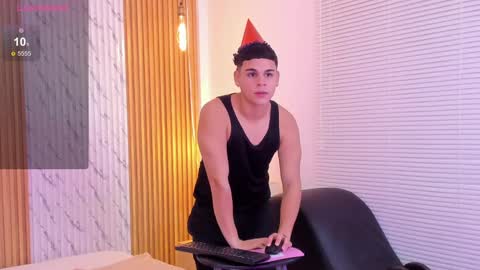 James online show from November 4, 2025, 8:08 pm