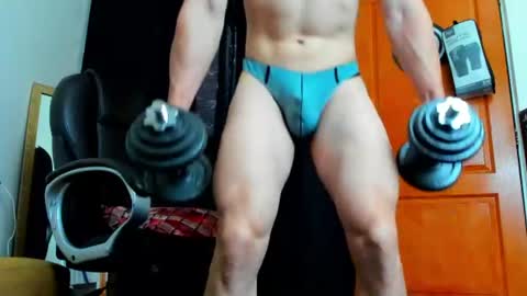 Snapshot of james_thick1 chatting on June 19, 2026, 4:33 pm James online show from June 19, 2026, 4:33 pm