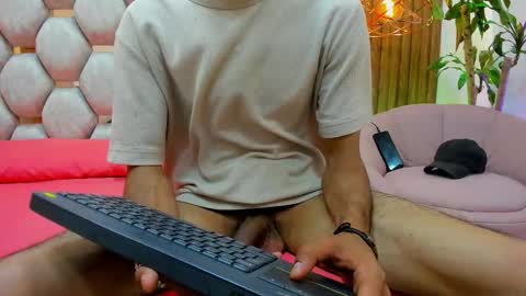 James Walsh online show from January 18, 2026, 8:01 pm