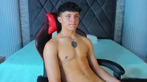 Snapshot of jamesgolden_ chatting on March 5, 2025, 4:24 pm jamesgolden_ online show from March 5, 2025, 4:24 pm