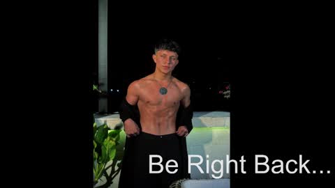 Snapshot of jamesgolden_ chatting on March 10, 2025, 12:37 pm jamesgolden_ online show from March 10, 2025, 12:37 pm