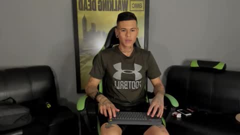 Snapshot of jamesinked_ chatting on December 21, 2024, 5:03 am Jamesinked online show from December 21, 2024, 5:03 am