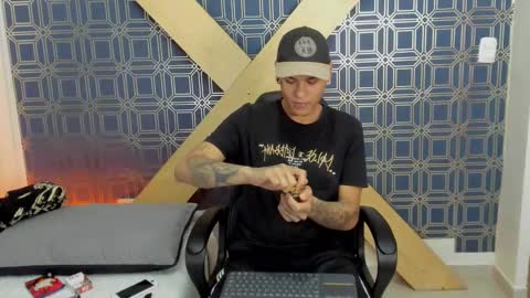 Snapshot of jamesinked_ chatting on January 9, 2025, 4:17 pm Jamesinked online show from January 9, 2025, 4:17 pm