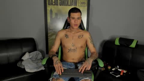 Snapshot of jamesinked_ chatting on January 14, 2025, 5:30 am Jamesinked online show from January 14, 2025, 5:30 am
