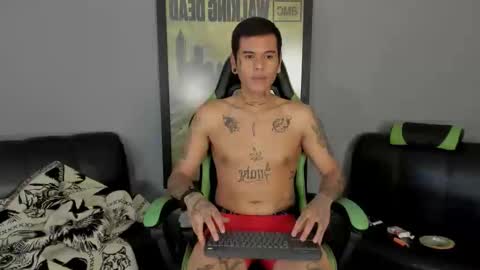 Snapshot of jamesinked_ chatting on February 18, 2025, 8:25 pm Jamesinked online show from February 18, 2025, 8:25 pm