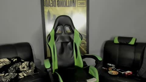 Snapshot of jamesinked_ chatting on February 24, 2025, 1:57 am Jamesinked online show from February 24, 2025, 1:57 am