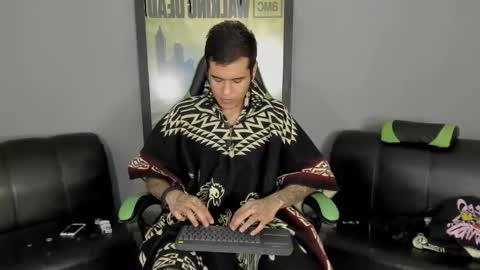 Snapshot of jamesinked_ chatting on March 8, 2025, 6:05 pm Jamesinked online show from March 8, 2025, 6:05 pm