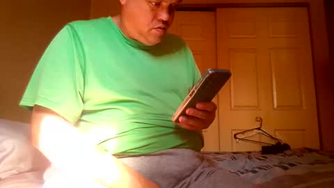 jameskamin30 online show from June 1, 2026, 8:32 pm