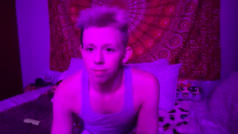 jamesmadden6909 online show from December 21, 2025, 3:35 am