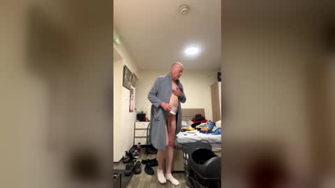 jamesoil632 online show from March 31, 2026, 8:42 pm