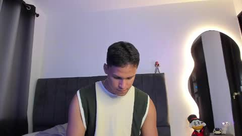 Snapshot of jamesowenn chatting on June 7, 2026, 2:37 am James Owenn online show from June 7, 2026, 2:37 am