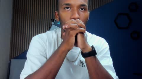 James  online show from January 22, 2025, 9:32 pm