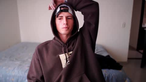 jamesss____ online show from January 6, 2025, 6:31 pm