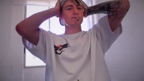 jamesss____ online show from January 23, 2025, 4:59 pm