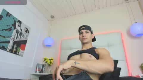 Snapshot of jamexxx1 chatting on July 18, 2026, 9:29 pm --- James --- online show from July 18, 2026, 9:29 pm