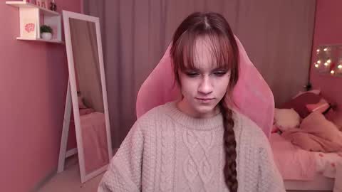 jamie_chung online show from February 3, 2026, 7:02 am