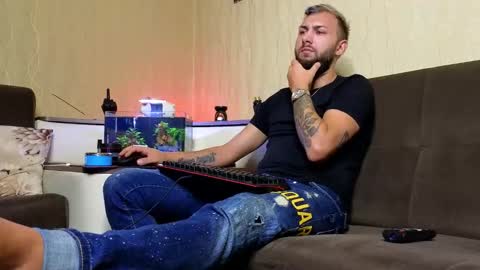 Robbie online show from September 10, 2025, 5:18 am