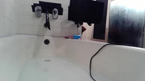 Bootyshows online show from October 12, 2025, 2:38 pm