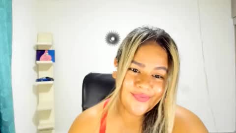 jan_milkhot online show from March 16, 2026, 1:26 pm