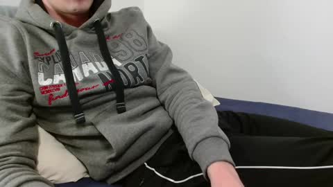 Jan online show from January 1, 2025, 7:21 pm