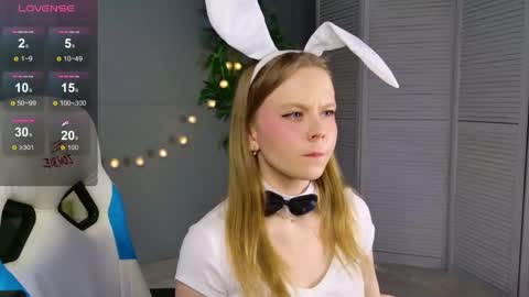 jane_westt online show from April 6, 2026, 3:02 pm