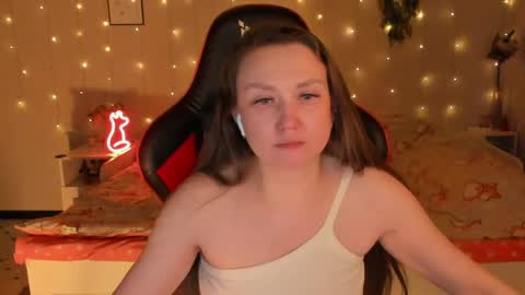 Jane online show from April 19, 2026, 7:05 pm