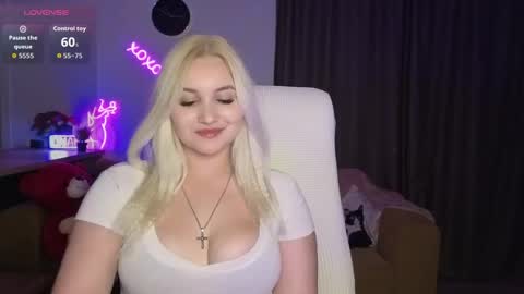 Jane online show from April 19, 2026, 7:49 pm