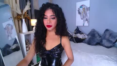 janemonet online show from January 13, 2025, 1:02 am