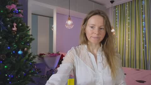 janepearl online show from January 6, 2025, 4:23 pm