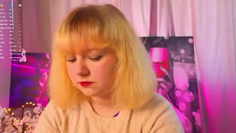 Snapshot of janestokes chatting on November 13, 2025, 10:03 am Diane online show from November 13, 2025, 10:03 am