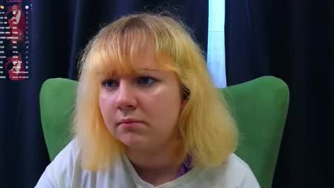 Snapshot of janestokes chatting on November 15, 2025, 8:22 am Diane online show from November 15, 2025, 8:22 am