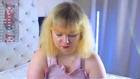 Snapshot of janestokes chatting on November 27, 2025, 8:38 am Diane online show from November 27, 2025, 8:38 am