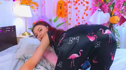 Jenifer online show from November 2, 2025, 7:44 am