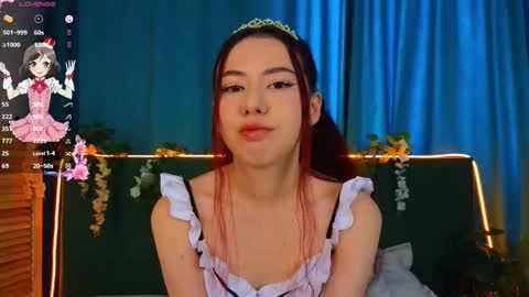 Jenifer online show from November 24, 2025, 8:14 am