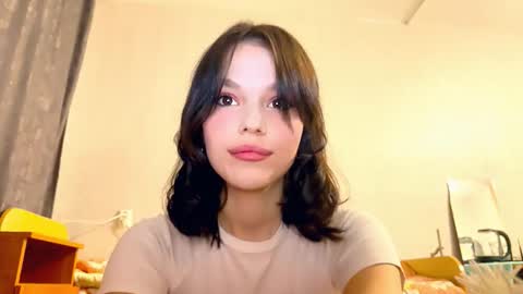 Aleksia online show from November 20, 2025, 2:39 pm