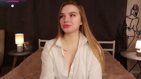 Day Alice Night Stella online show from January 25, 2025, 6:12 am