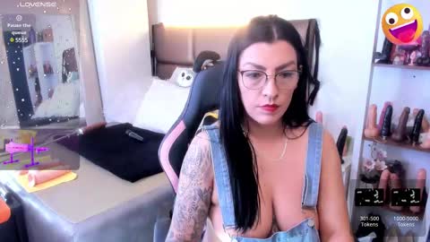 Snapshot of janette_rider chatting on February 19, 2025, 2:55 am Janette rider online show from February 19, 2025, 2:55 am