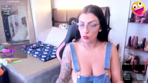 Snapshot of janette_rider chatting on February 23, 2025, 3:13 am Janette rider online show from February 23, 2025, 3:13 am