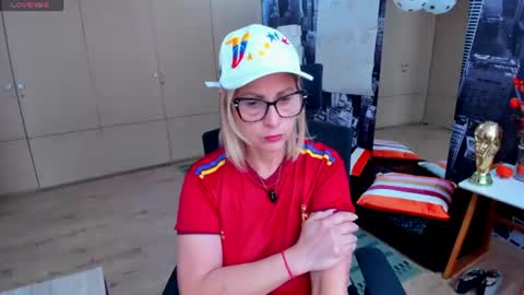 Snapshot of janeturner chatting on June 29, 2026, 1:44 pm JANE TURNER MILF online show from June 29, 2026, 1:44 pm