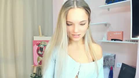 Hi Im Alice and here youll find something online show from October 5, 2025, 6:12 am