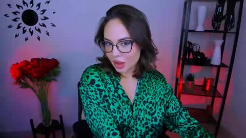 janewyatt online show from February 13, 2025, 3:35 pm