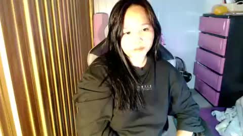 janicaslut_18 online show from March 31, 2026, 1:00 pm