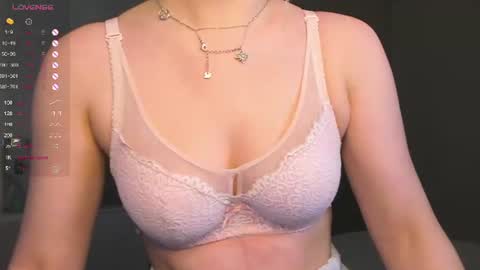 Snapshot of janice_sweet chatting on June 22, 2026, 3:58 am Janice online show from June 22, 2026, 3:58 am